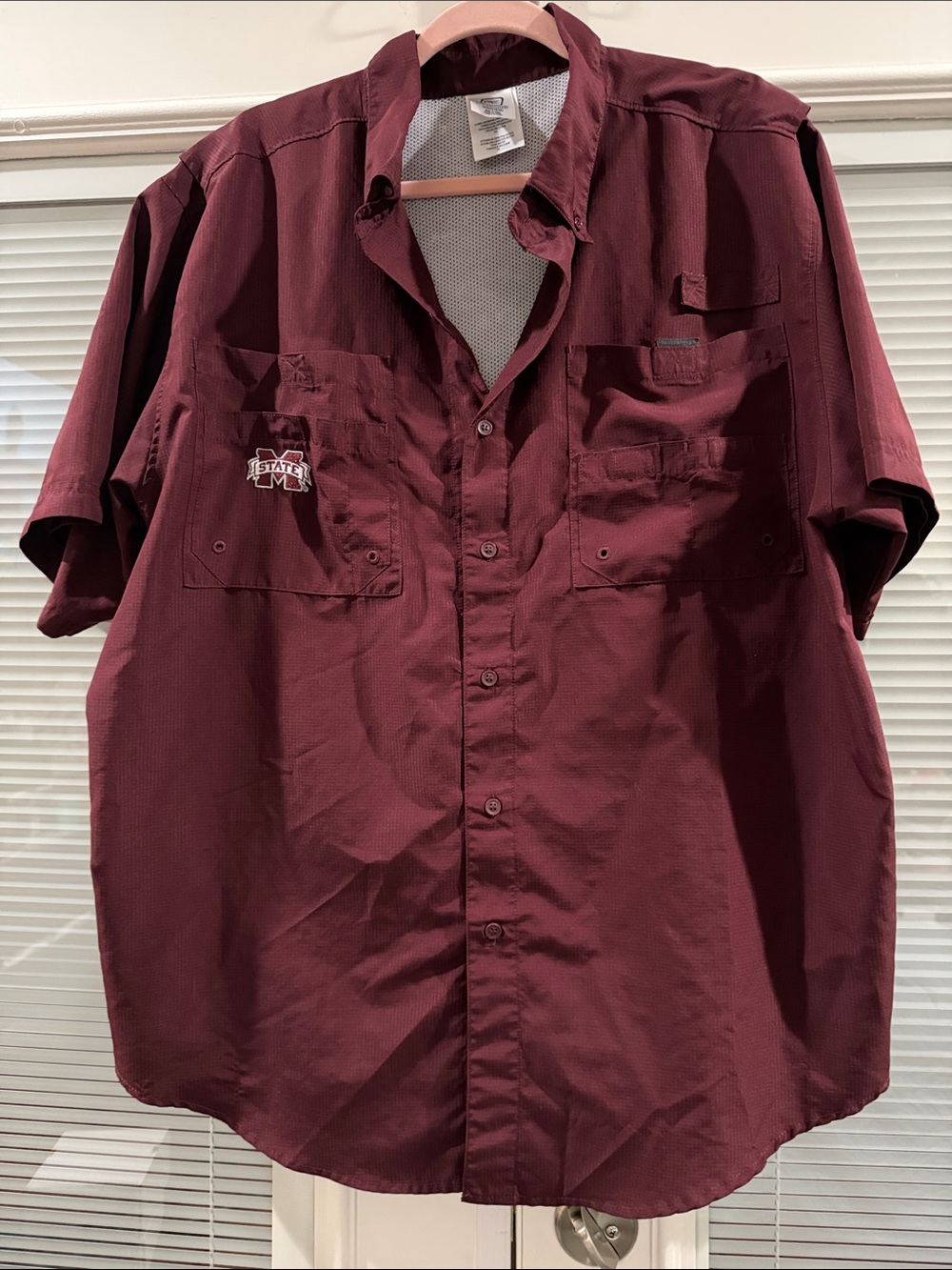 STATE Men's Short-Sleeve Button-Down Shirt in Maroon